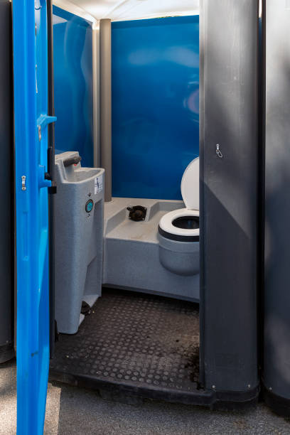 Best Porta potty rental near me  in Upland, IN